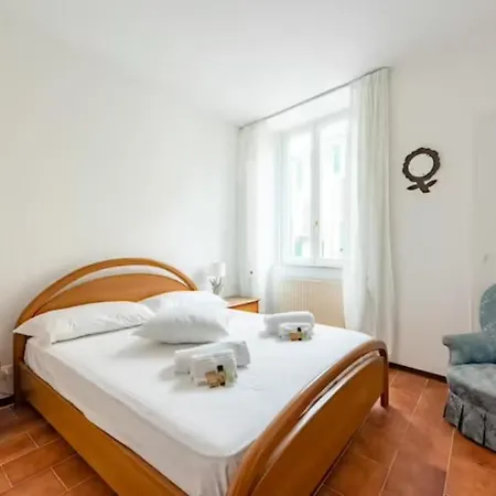 Appartamento Welcome Riviera, Casa Luigina Apartment, 90 Sqm, Sea View, 2 Bedroom, 1 Bathroom, Free Wifi, And, Depending On Availability, A Private Garage 800 Meters Away At 20,00 Euro Per Night *