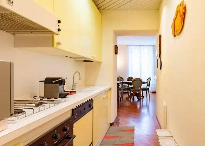 Welcome Riviera, Casa Luigina Apartment, 90 Sqm, Sea View, 2 Bedroom, 1 Bathroom, Free Wifi, And, Depending On Availability, A Private Garage 800 Meters Away At 20,00 Euro Per Night Apartment